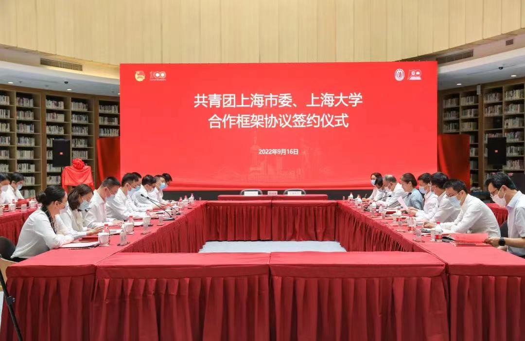 A2F5F1AAF4554F2F322E75F5000_8D3BF72A_17F81.jpg?e= A2F5F1AAF4554F2F322E75F5000_8D3BF72A_17F81.jpg?e=