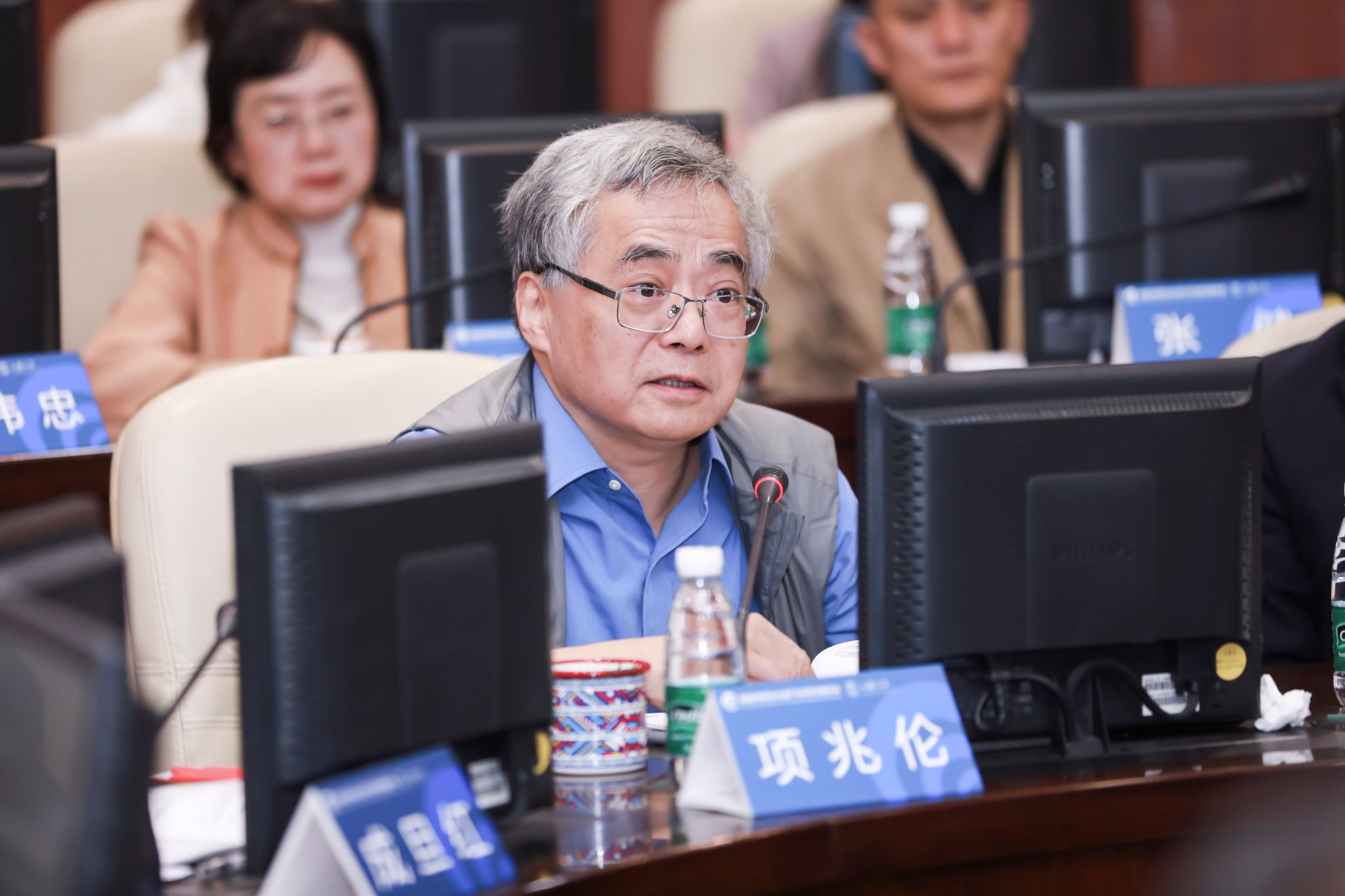 文化和游览部原副部长、全国非遗名词委照拂项兆伦先生致辞.jpg